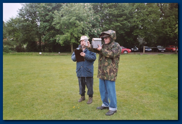 600x399 pixels (132K)